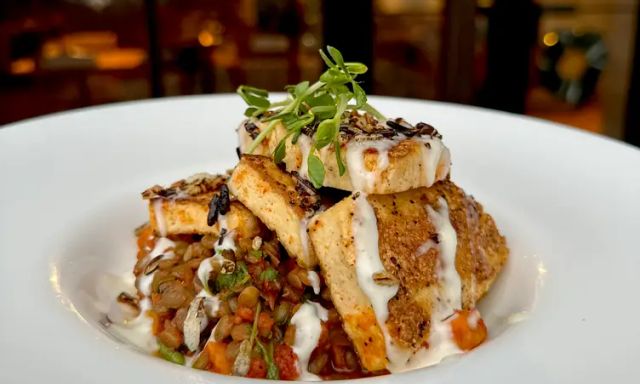 Miijidaa Cafe + Bistro