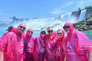 Niagara Falls Canada: Boat & Walking Tour + Bonus Discounts