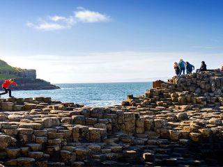 Dublin to Belfast Black Cab, Dunluce Castle and Giant's Causeway