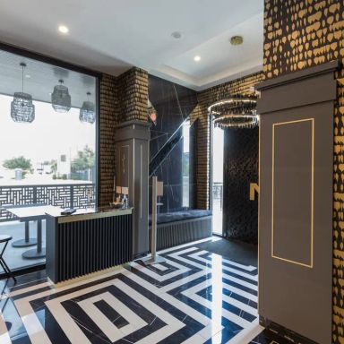 La Doble M Restaurant & Bar