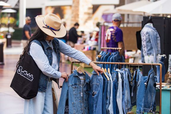 Makers Hive Market at Tempe Marketplace