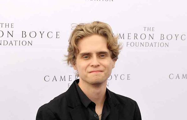 A Night With Devin Kennedy // Support from Taylor Bickett