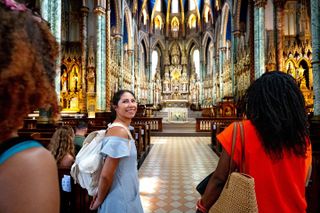 Ottawa Small Group Tour with Notre Dame Basilica & ByWard Market