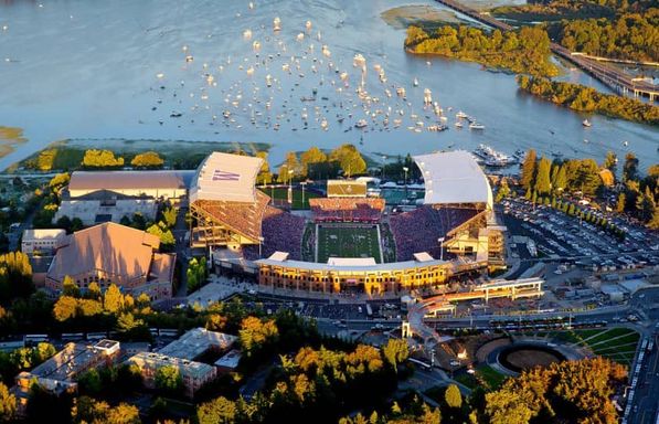 2024 Washington Huskies Football Tickets - Season Package (Includes Tickets for all Home Games)
