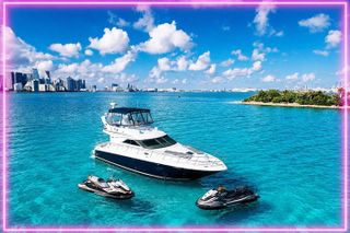 50ft Yacht + 2 Jet ski + Free Hour | Salt Miami Yacht Rental