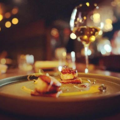 Six Degrees Bistro