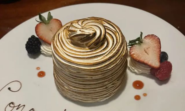 Black and Blue Steakhouse and Lounge - Valley View Casino