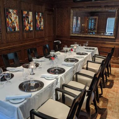 The Carriage House Restaurant & Wine Bar