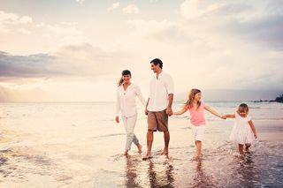 Kauai Professional Photographer Couples and Families