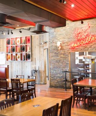 Lone Star Texas Grill - Oakville