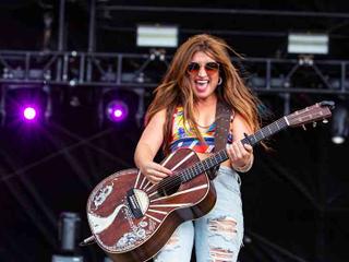 Tenille Townes