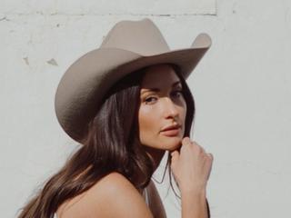 Kacey Musgraves - Middle of Nowhere Tour