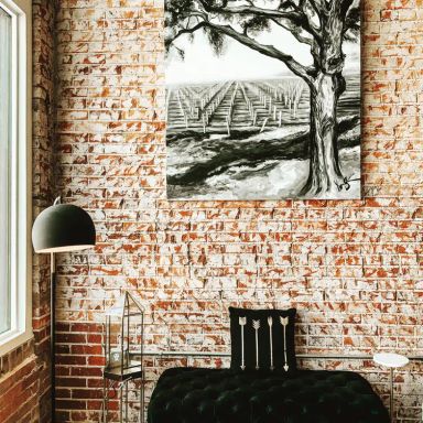 Vin Rouge Wine Bar & Tasting Room