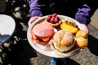 Pittsburgh Sweet Treats Food Tour: Donuts, Pastries, & More