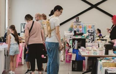 Centennial Hall-idays Market by The Mom Market London