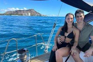 Waikiki private Day Tour and Sunset sail for couples