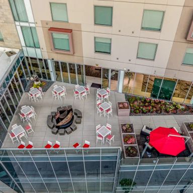 FIRE - The ART Hotel Denver, Curio Collection by Hilton