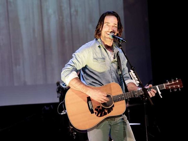 Jake Owen with 127 North