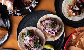 Los Cuervos Taqueria