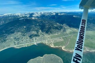 Greater Yellowstone Trifecta Aerial Tour | 1-Hour Scenic Flight