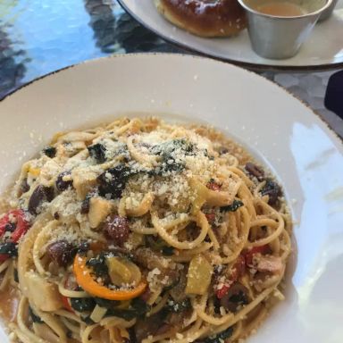 Vines Cafe