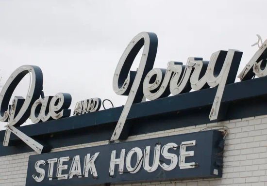 Rae & Jerry's Steakhouse