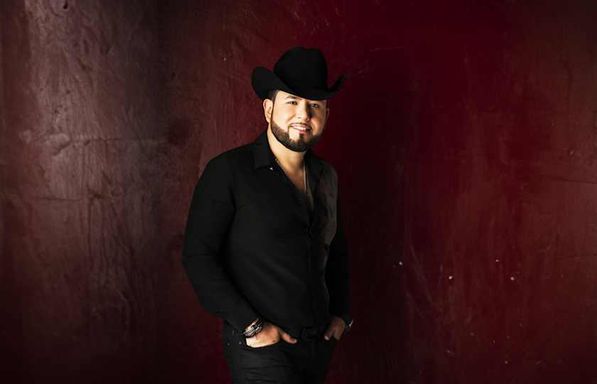 Roberto Tapia (21+ Event)