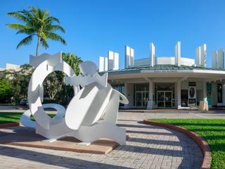 Afro-Cuban Art: History and Memory