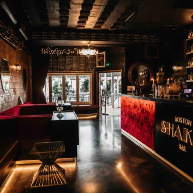 Boston Shaker Bar