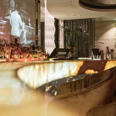 The Reserve Wine Bar - Emporium Hotel South Bank