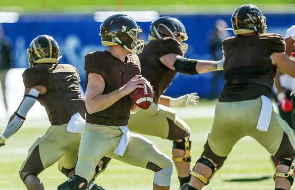 Eastern Michigan Eagles at Western Michigan Broncos Football