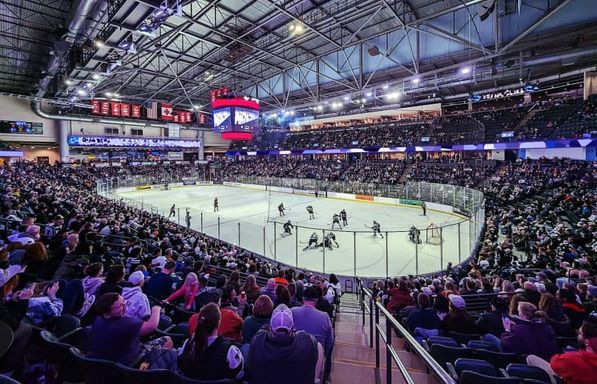 Prince George Cougars at Everett Silvertips