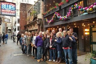 Nashville's Honky-Tonk Walking Sightseeing Pub Crawl