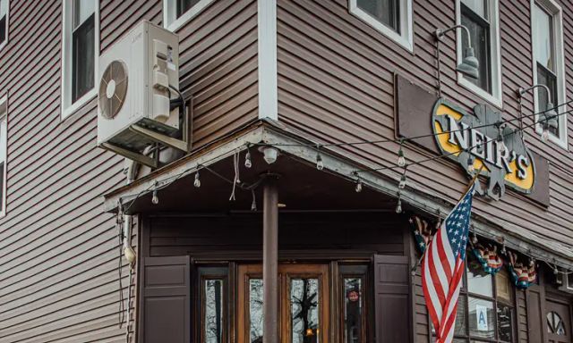 Neir's Tavern