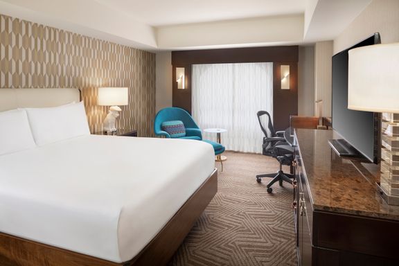 Renaissance Phoenix Downtown Hotel