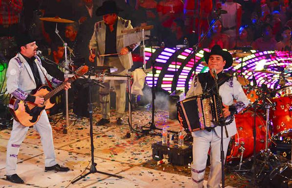 Los Tucanes de Tijuana en Maplewood