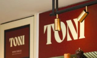 Toni
