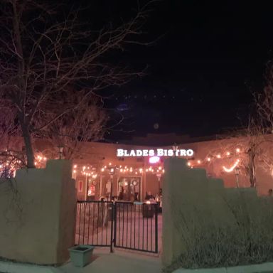 Blades' Bistro