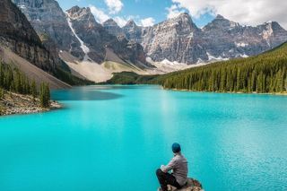 Lake Louise, Moraine Lake ,Emerald Lake & Banff(optional:Gondola)