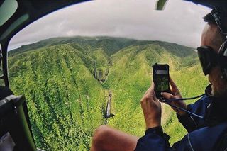 Doors Off West Maui and Molokai 45 minute Helicopter Tour
